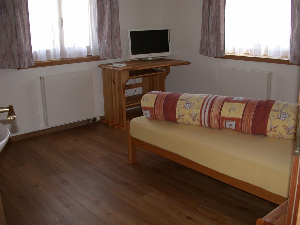 Hotel Reich Thusis Zimmer foto