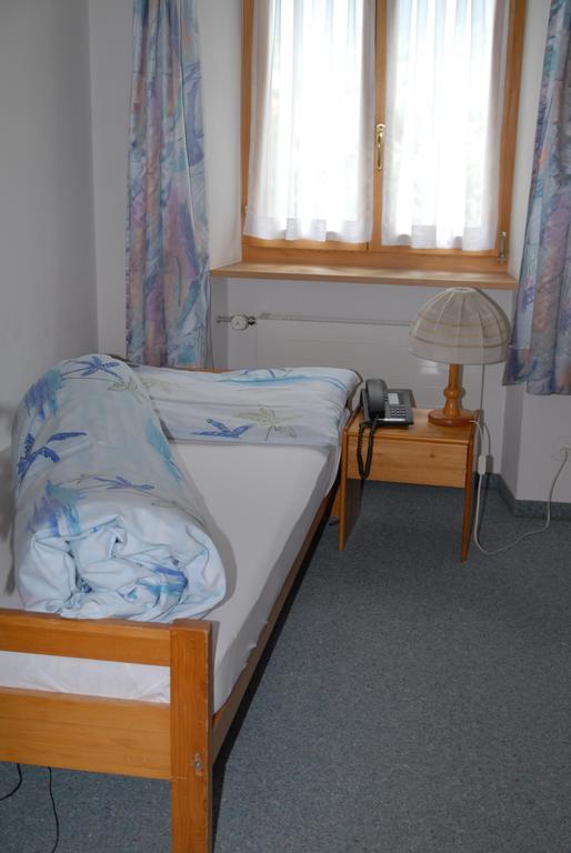 Hotel Reich Thusis Zimmer foto